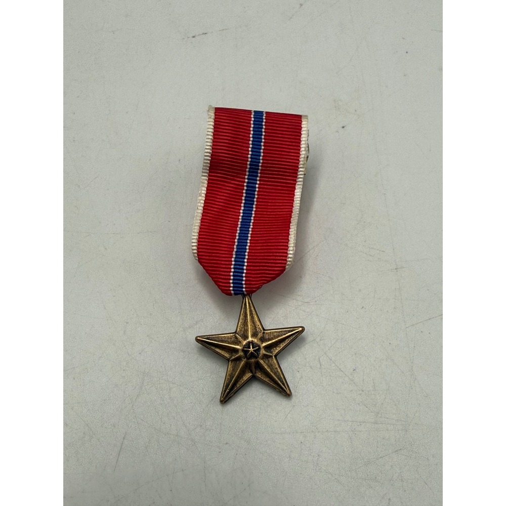 US Military Bronze Star Medal Miniature Lapel Pin Heroic Meritorious Achievement